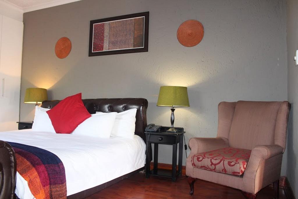 Flamboyant Guest Lodge Johannesburg Exterior foto