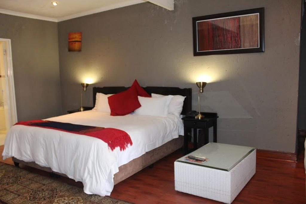 Flamboyant Guest Lodge Johannesburg Exterior foto